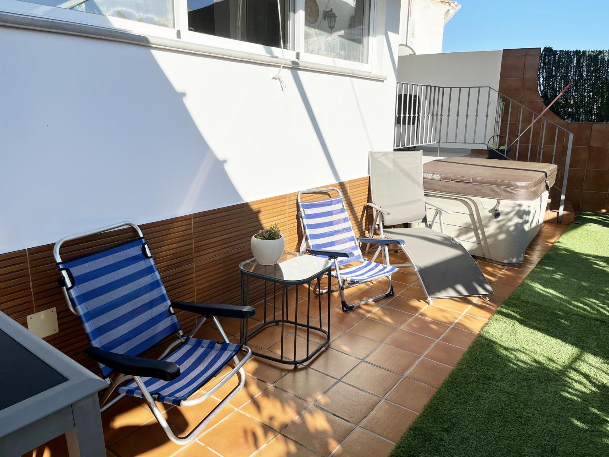 Condal - Jacuzzi & Bbq Appartement Nerja